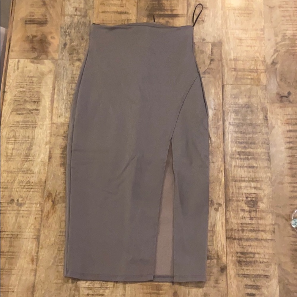 Pencil skirt
